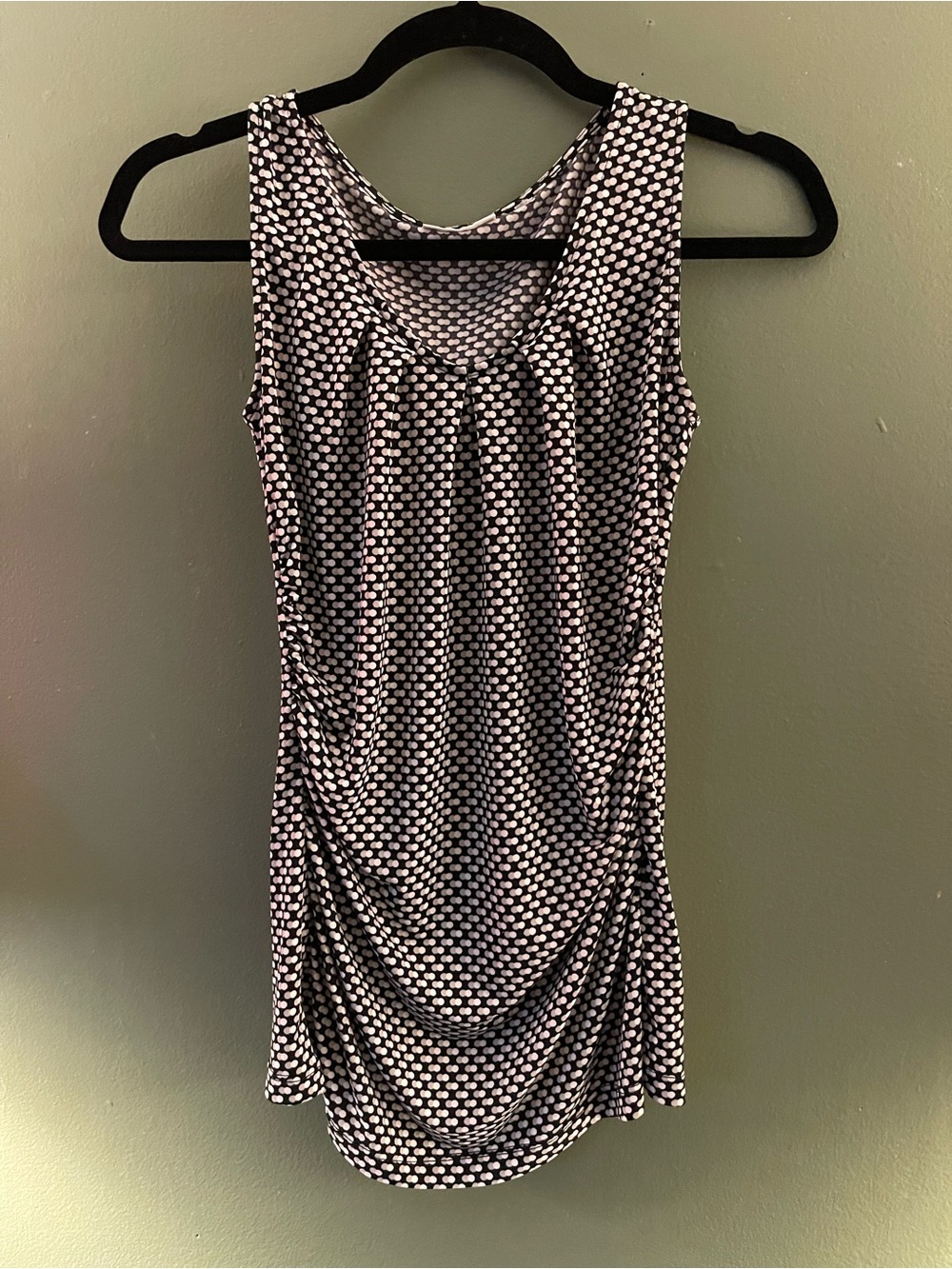New York & Company Black and White Polka Dot Sleeveless Ruched shirt